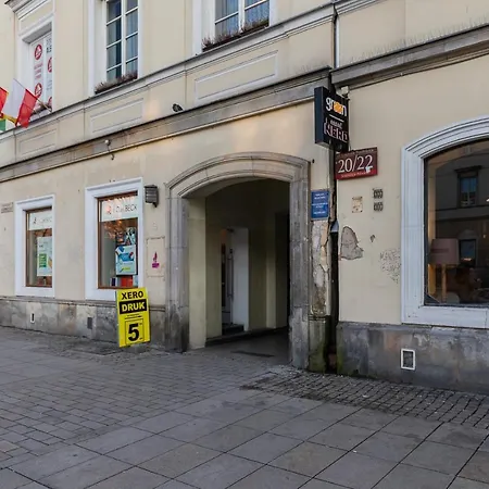 Rent Like - Krakowskie Przedmiescie 20/22 *